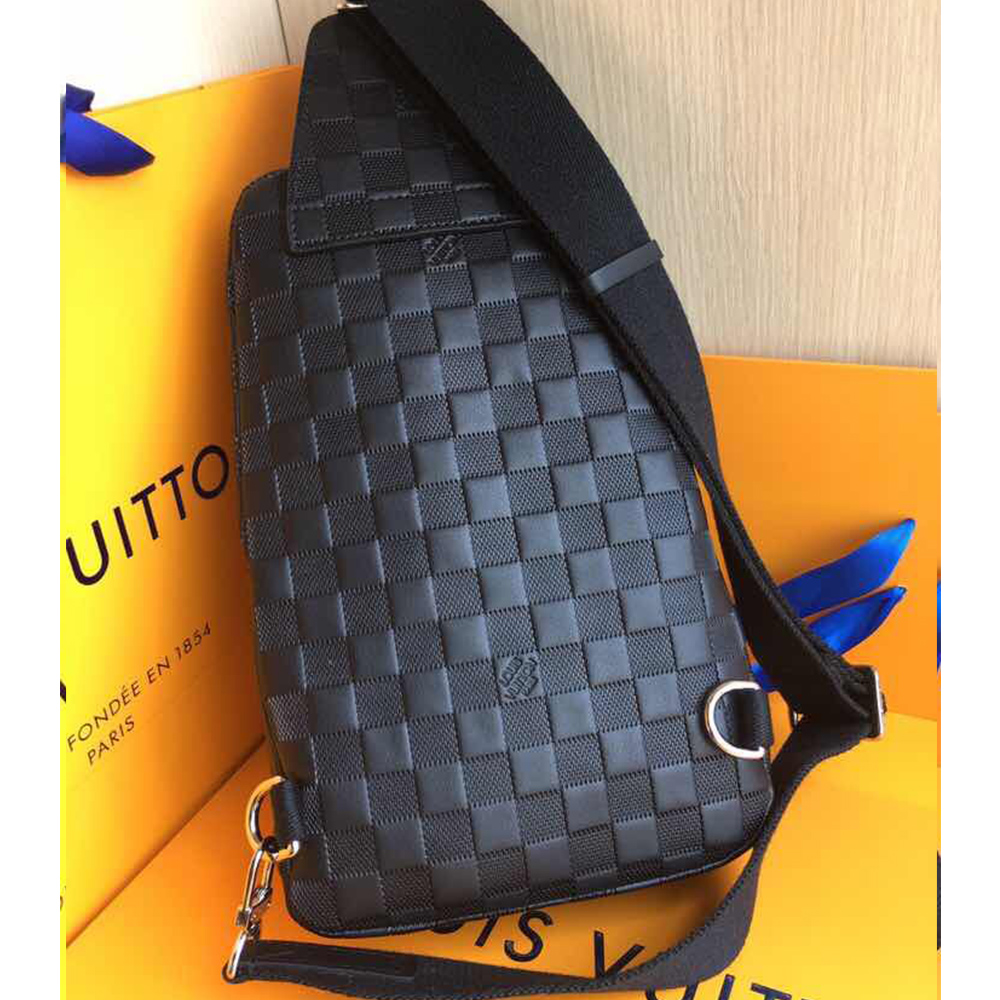 Louis Vuitton Black Argyle Bag - 