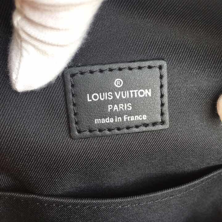 Louis Vuitton Black Argyle Bag - 