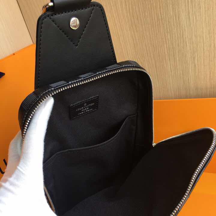 Louis Vuitton Black Argyle Bag - 