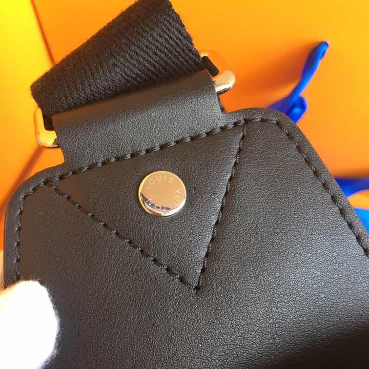 Louis Vuitton Black Argyle Bag - 