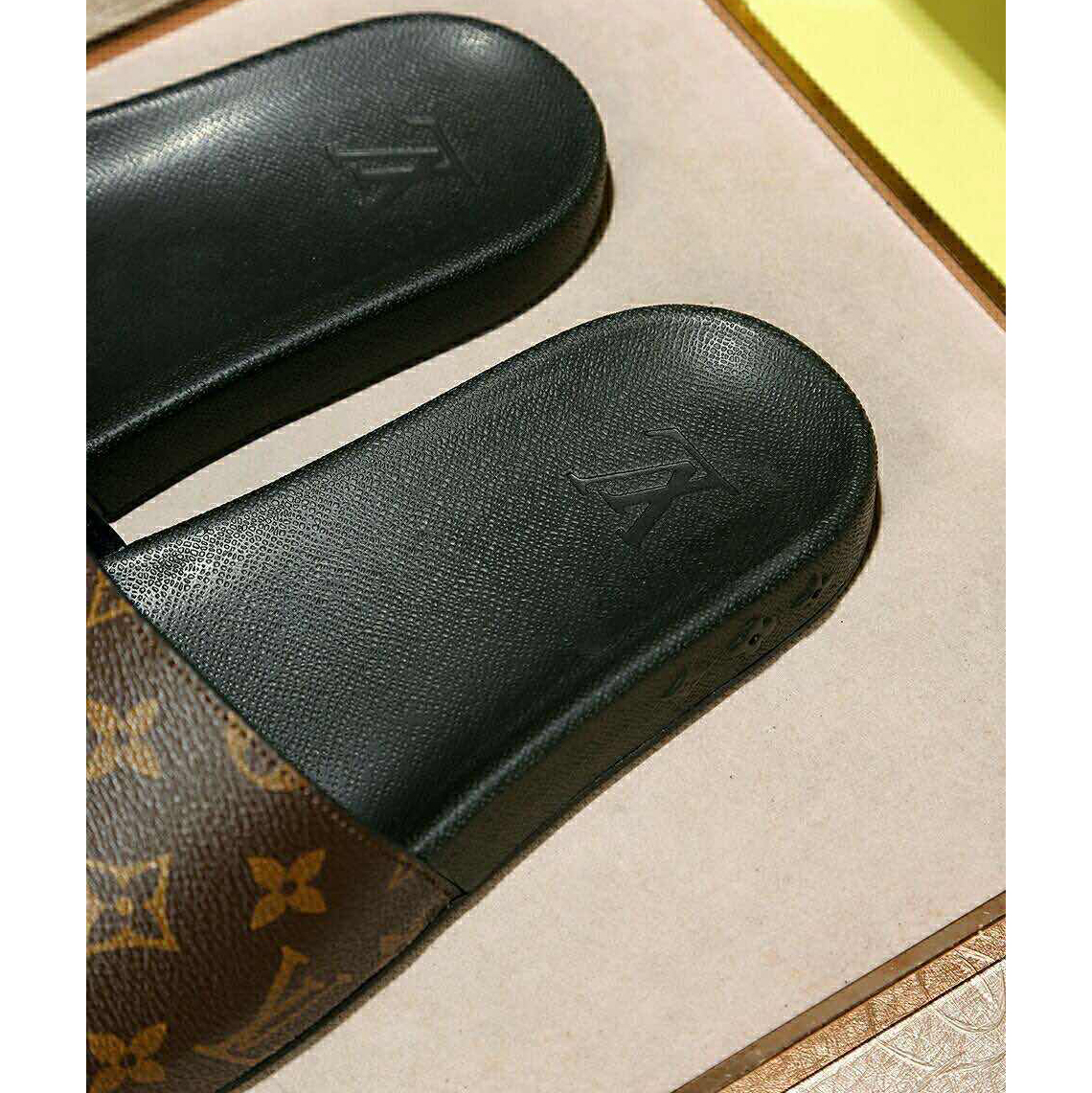 Louis Vuitton Monogram Slippers - 