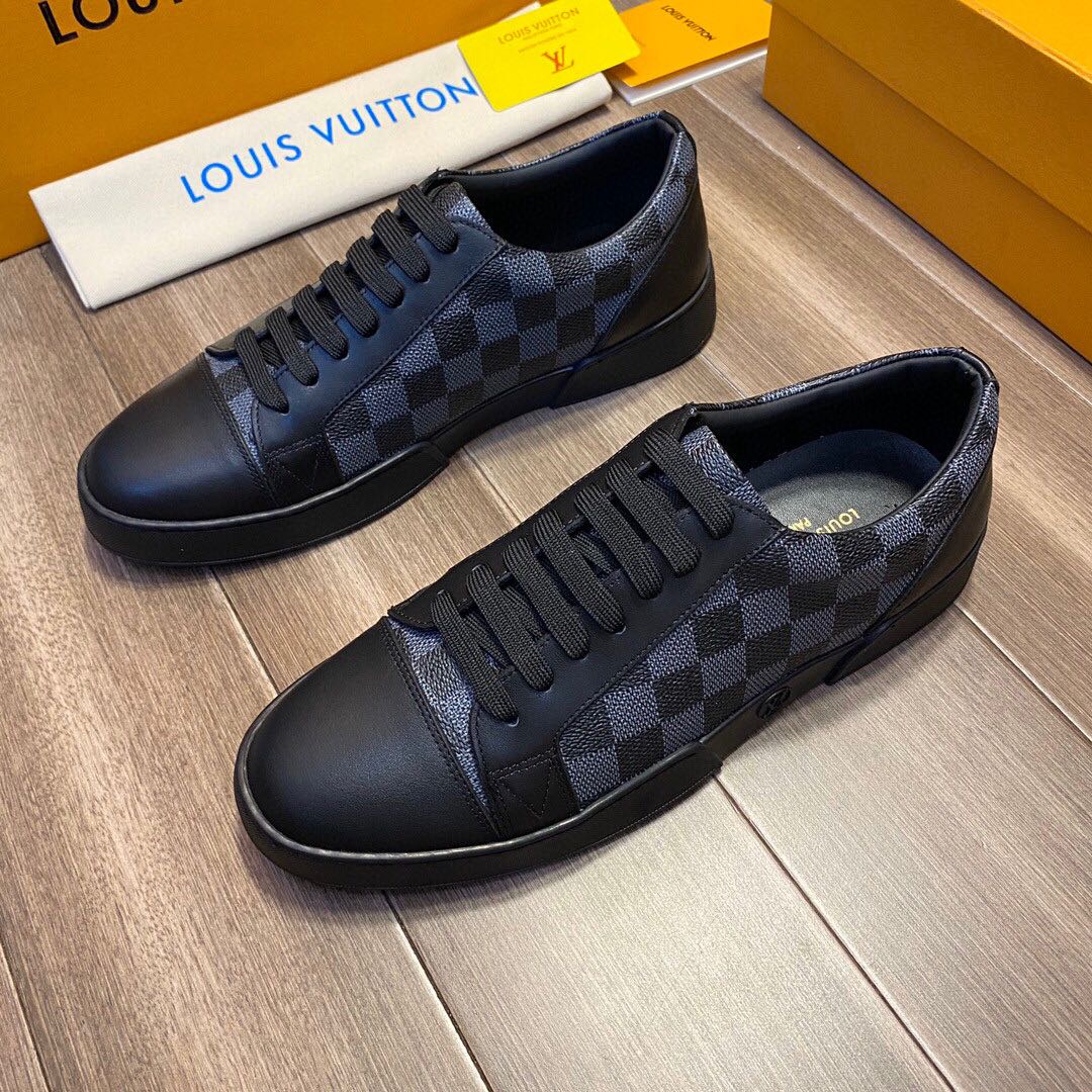 Louis Vuitton Damier Trainers - 