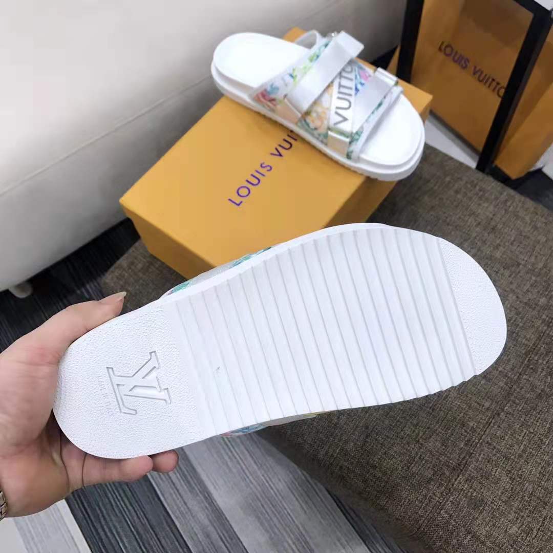 Louis Vuitton Honolulu Mule Sandals - 