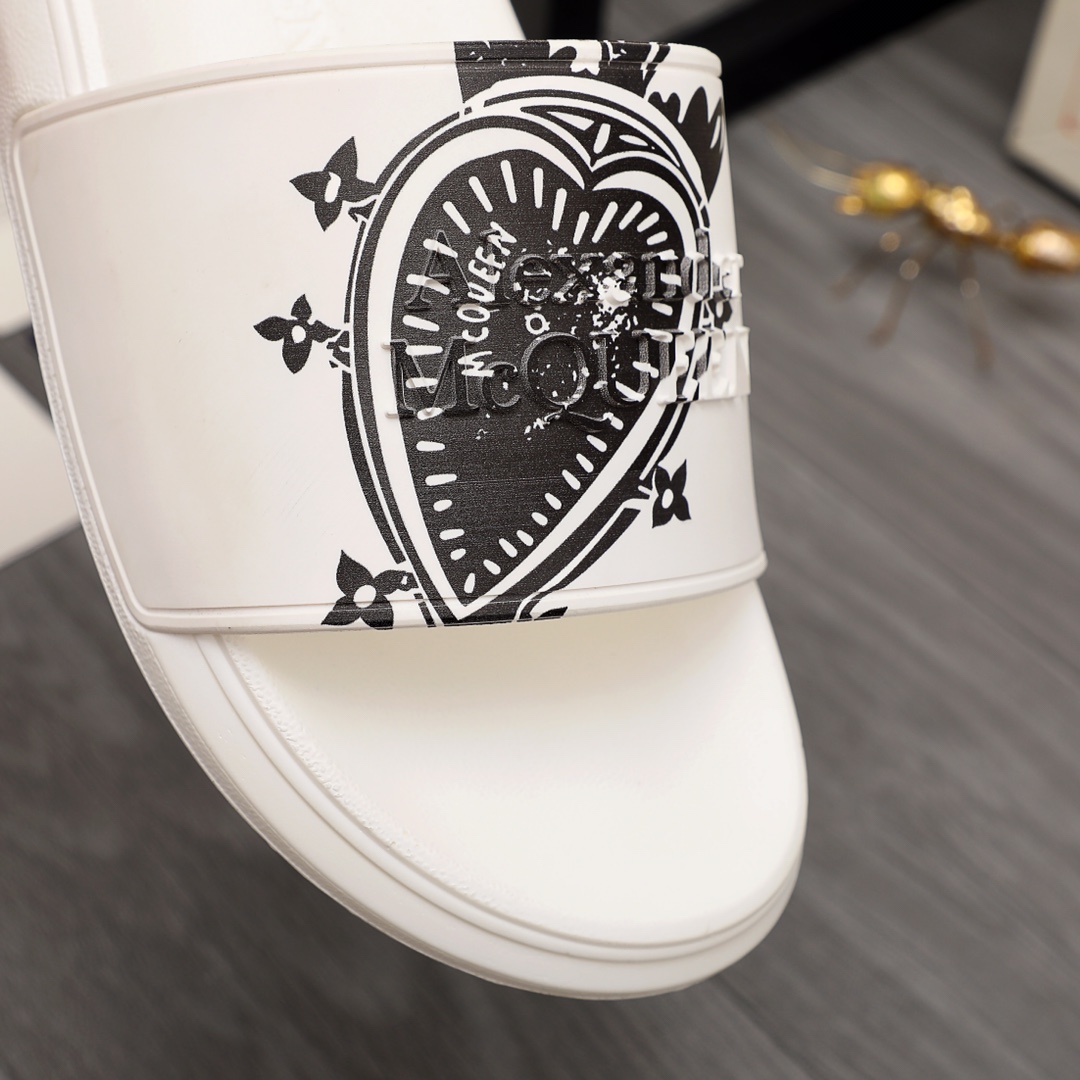 Alexander Mqueen Logo Slipper - 