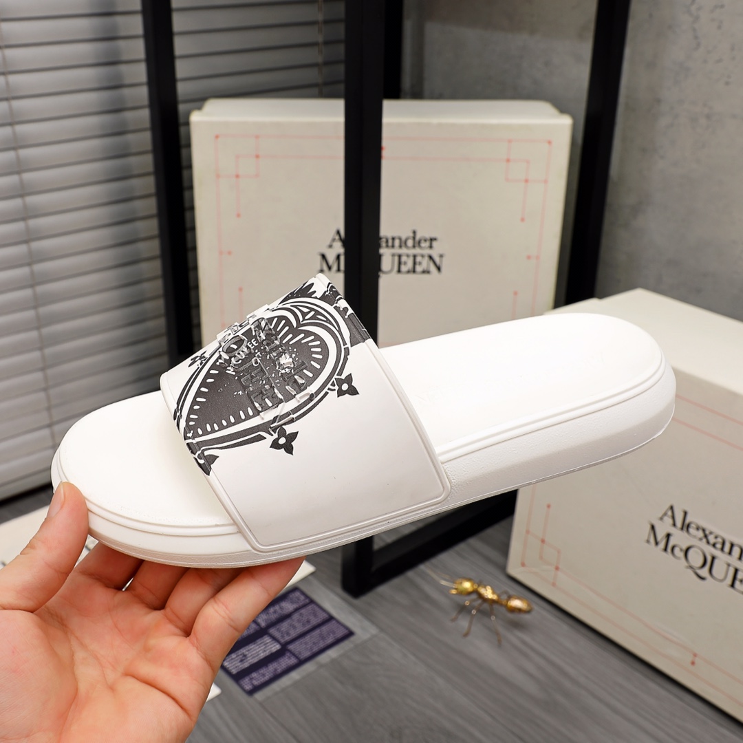 Alexander Mqueen Logo Slipper - 