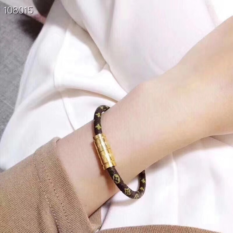 Louis Vuitton Bracelet - 