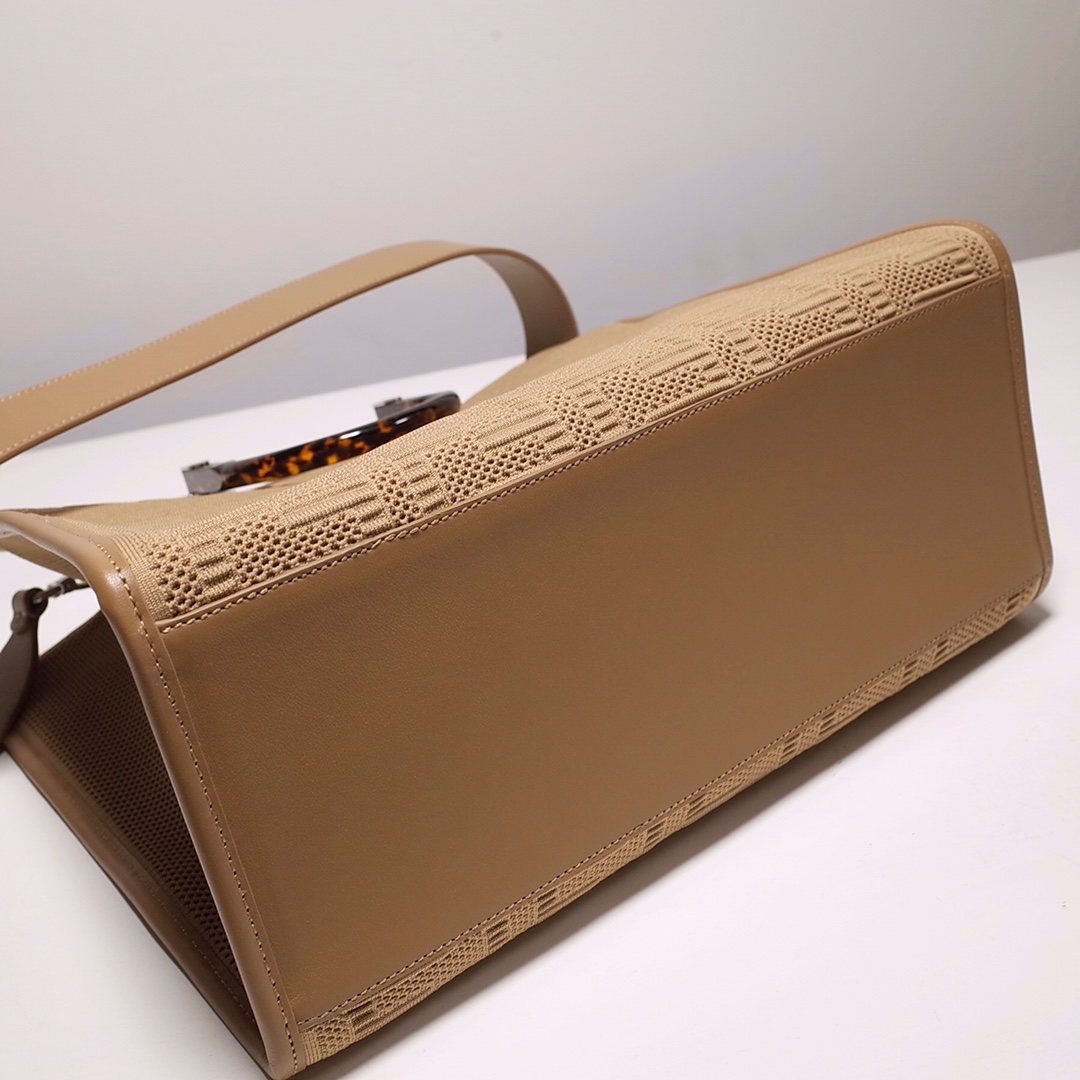 Fendi Sunshine Medium Shopper Bag In Beige(35-31-17cm)  8BH386 - 