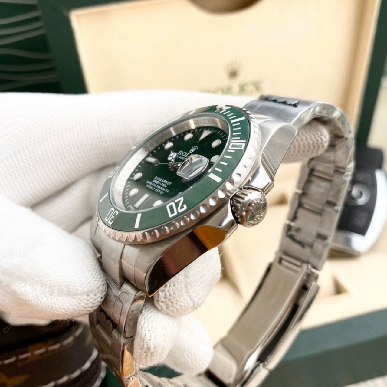 Rolex High Quality Oyster Perpetua Dark Green Dial Watch - 
