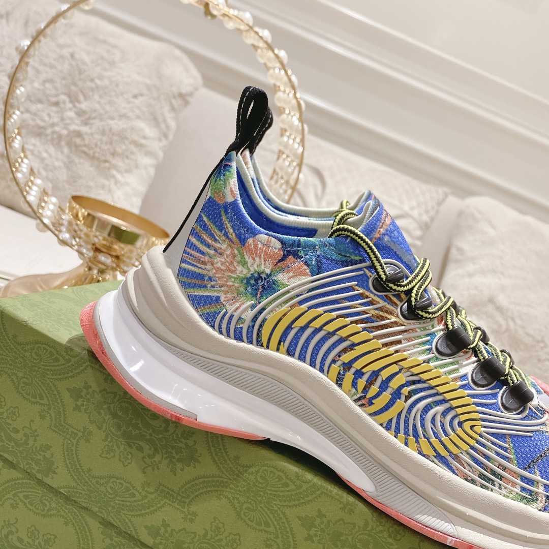 Gucci Run Floral Sneaker - 