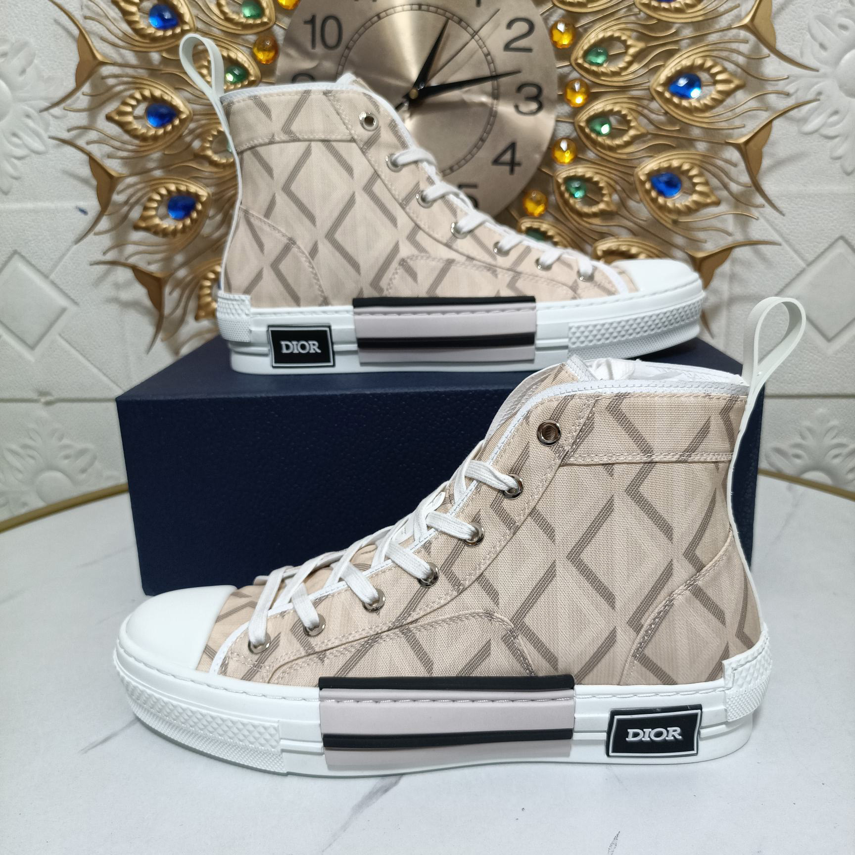 Dior B23 High-Top Sneaker - 