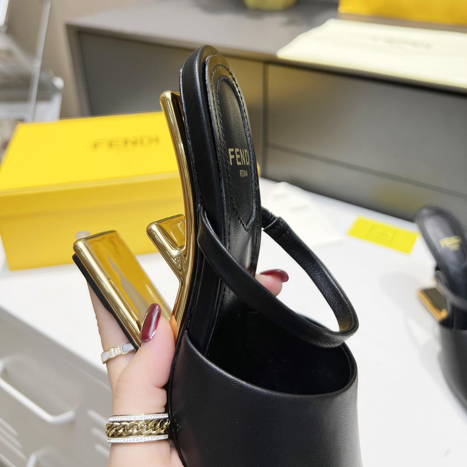Fendi First Black Leather High-Heeled Sandals - 