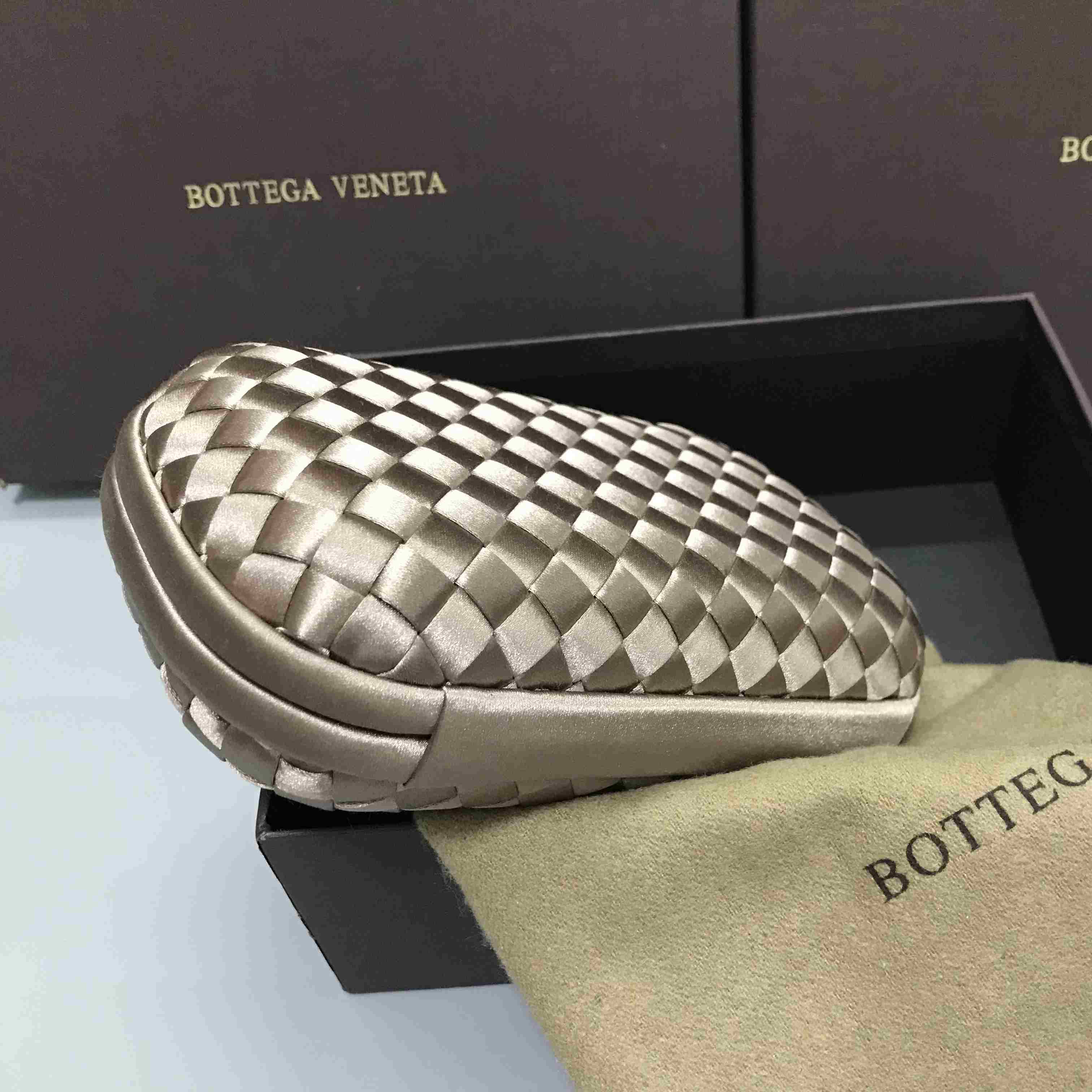 Bottega Veneta Pochette Knot Silk Clutch Bag(16.5-10-5cm)   B7750 - 