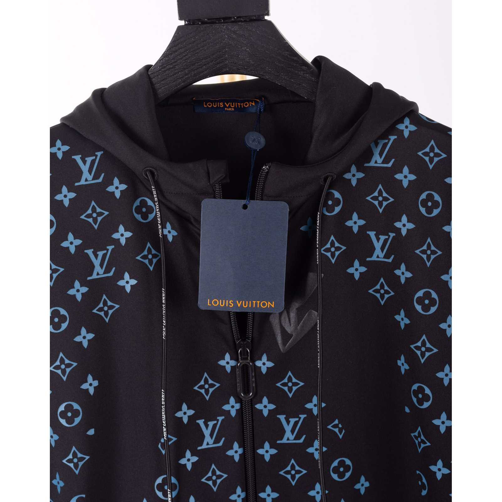 Louis Vuitton  LV 2054 Hybrid Zip Through - 