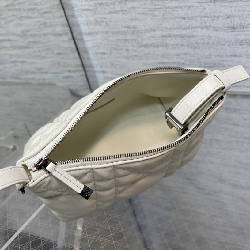 Dior Small Diortravel Nomad Pouch - 