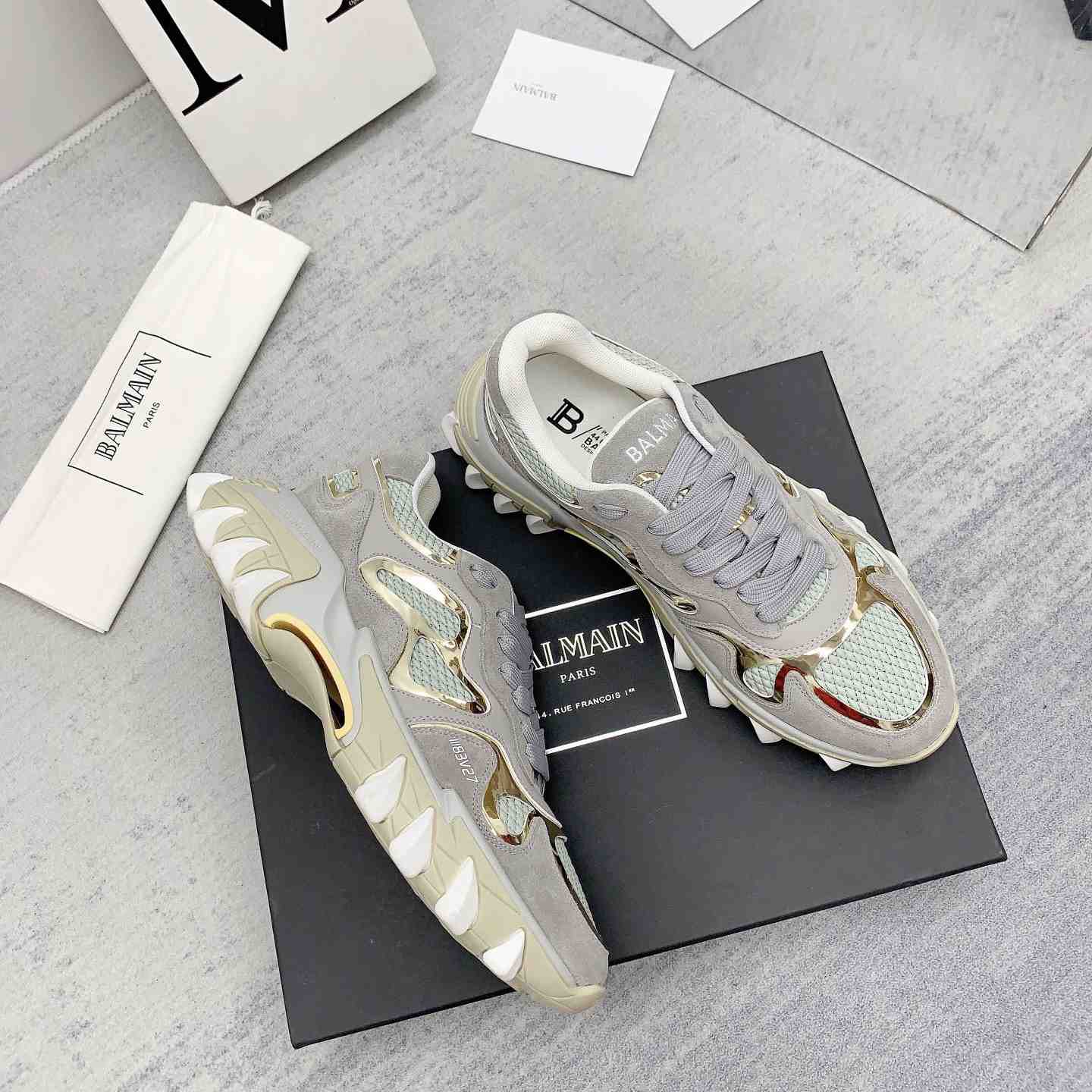 Balmain Beige B-East Sneakers - 