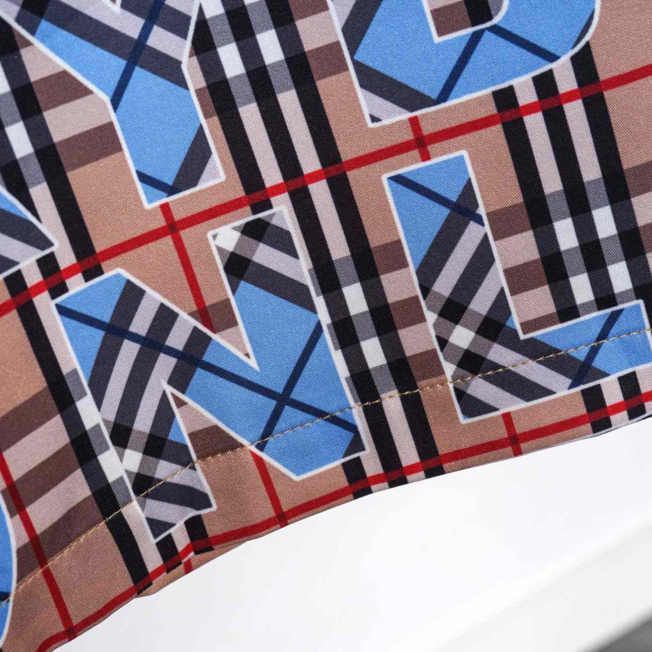 Burberry Vintage Check Logo Short Sleeve Shirt & Shorts - DesignerGu