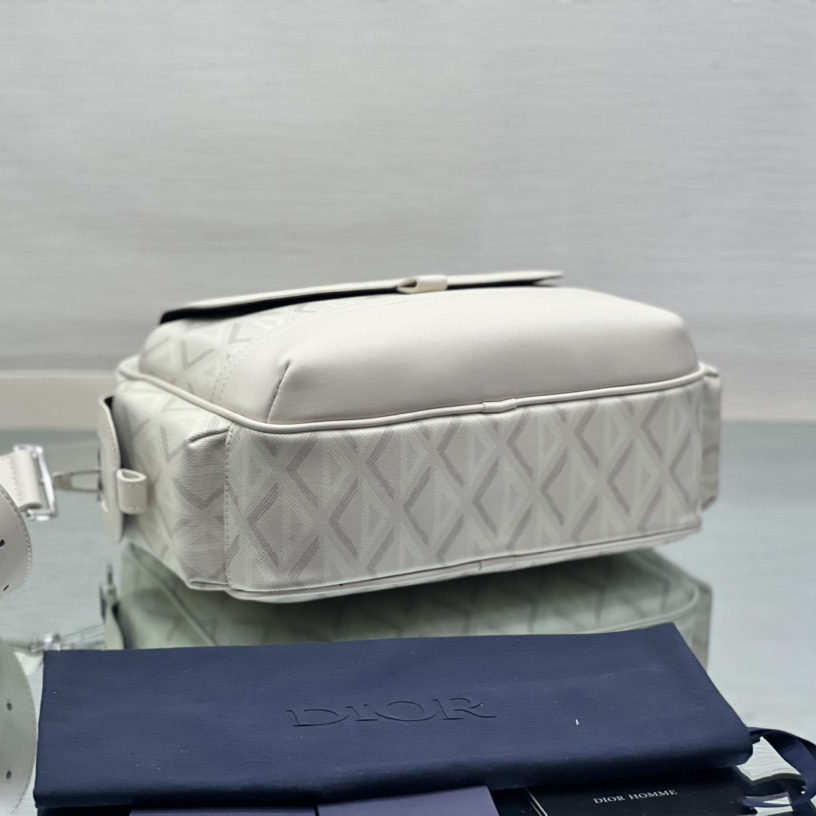 Dior Hit The Road Messenger Bag (26 x 21 x 8 cm) - 