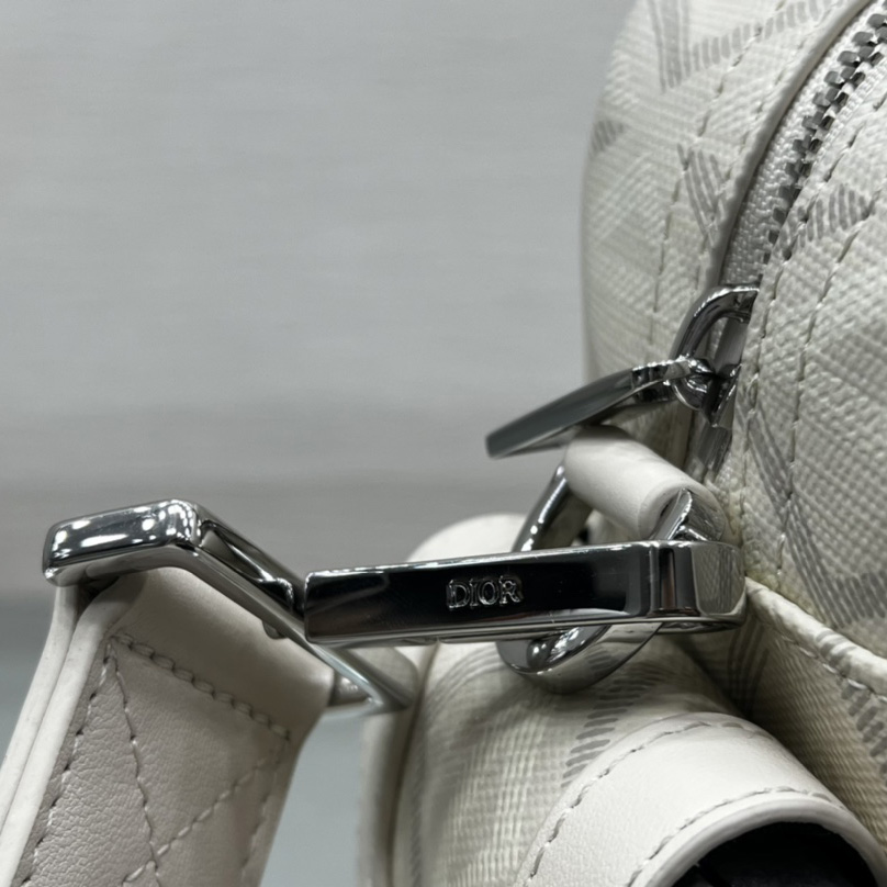 Dior Hit The Road Messenger Bag (26 x 21 x 8 cm) - 