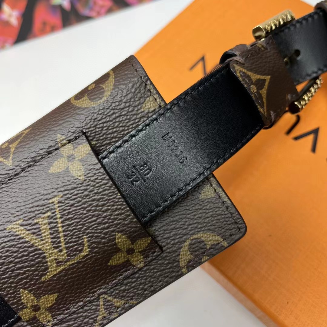 Louis Vuitton Daily Multi Pocket 30mm Belt      M0236Y - 