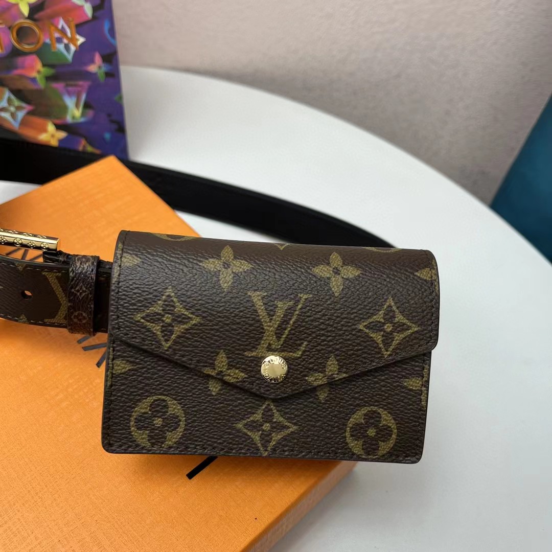 Louis Vuitton Daily Multi Pocket 30mm Belt      M0236Y - 