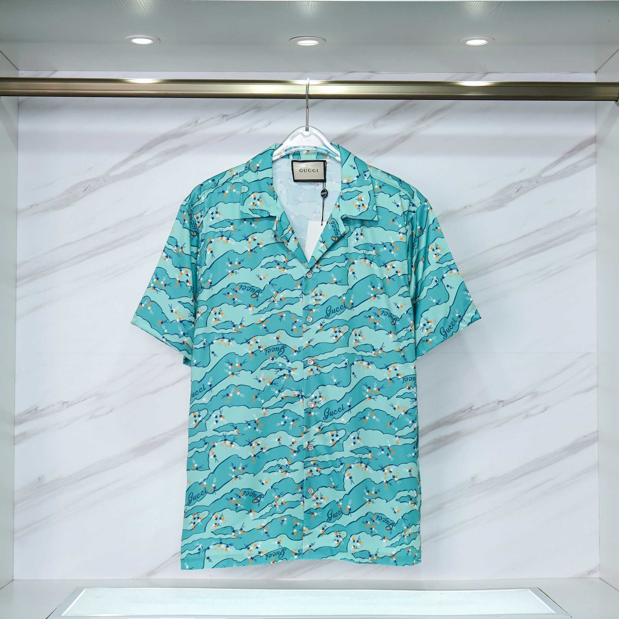 Gucci Lovelight Viscose Bowling Shirt & Shorts - 