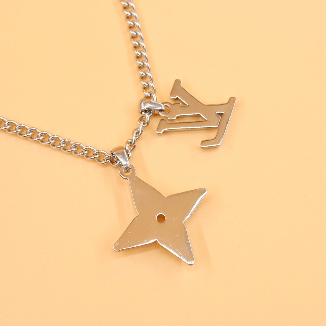 Louis Vuitton Flower Cut Necklace    M00680 - 