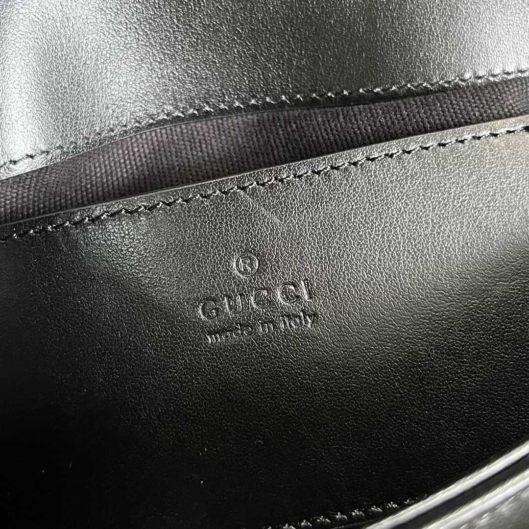 Gucci GG Marmont Matelasse Shoulder Bag  - 