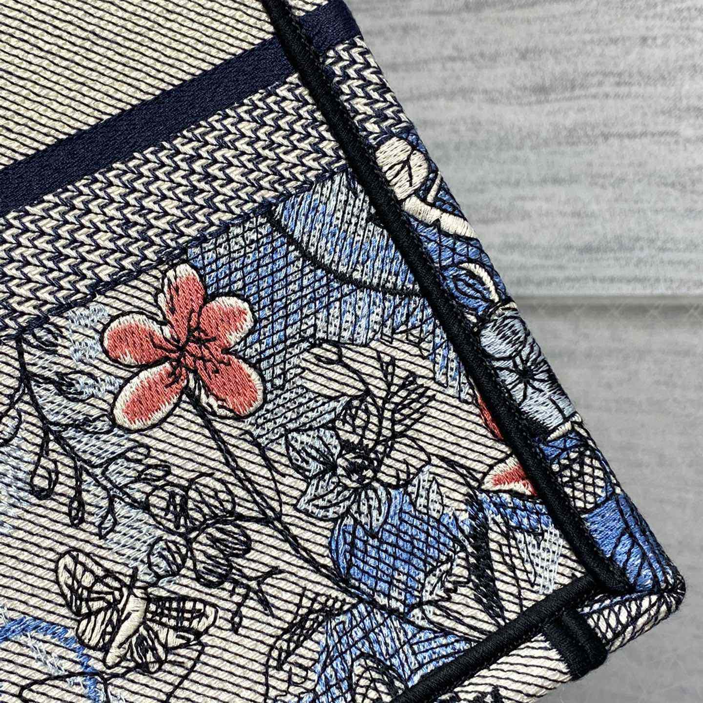 Dior Medium Dior Book Tote - 