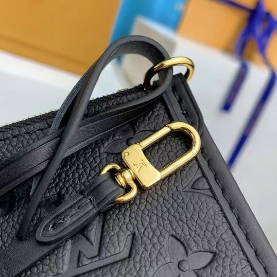 Louis Vuitton CarryAll MM (39-30-15cm)    M46289 - 
