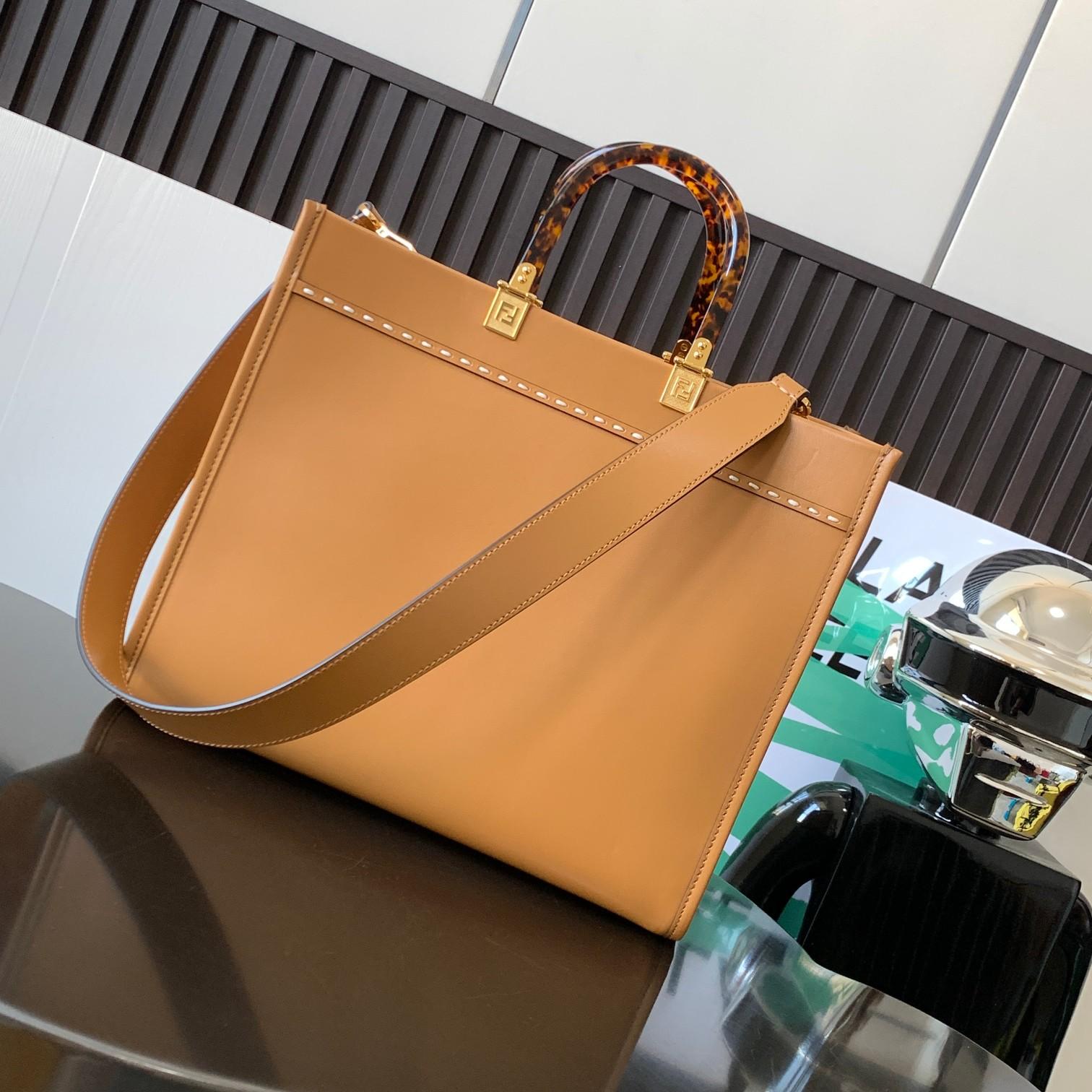 Fendi Sunshine Medium Light Brown Leather And Elaphe Shopper Bag - 
