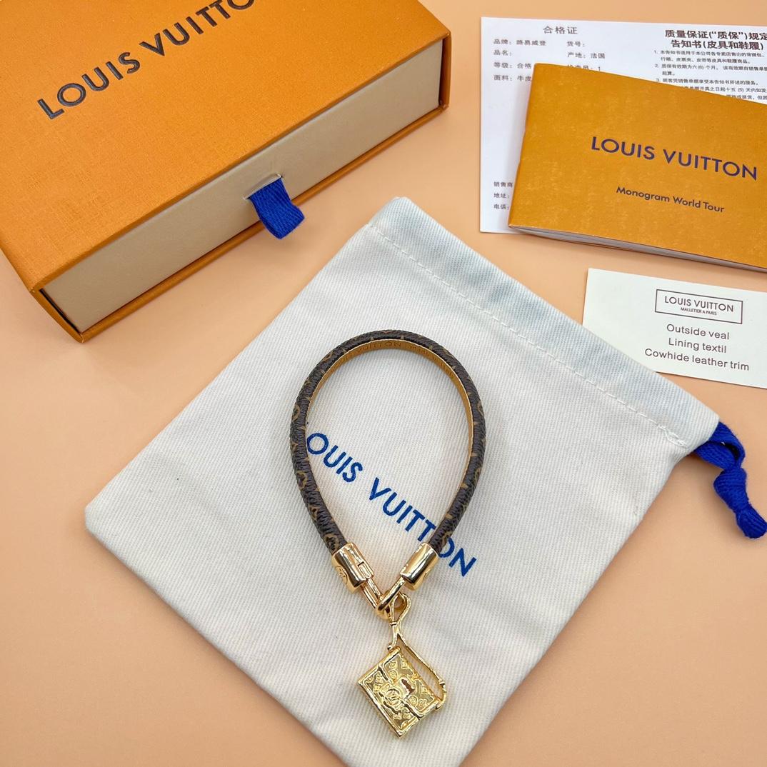 Louis Vuitton LV Cannes Bracelet      - 