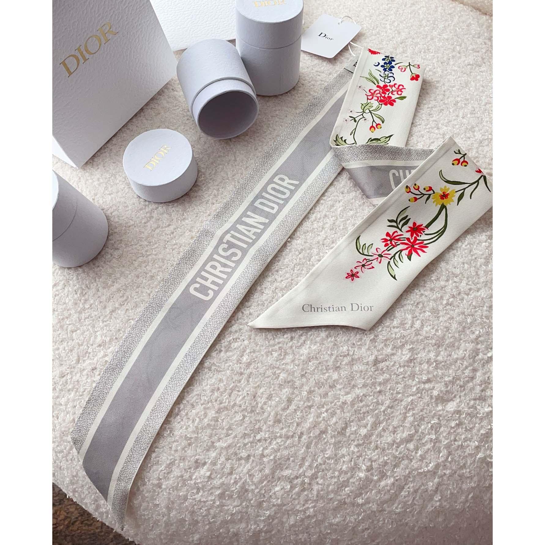 Dior Petites Fleurs Mitzah Scarf - 