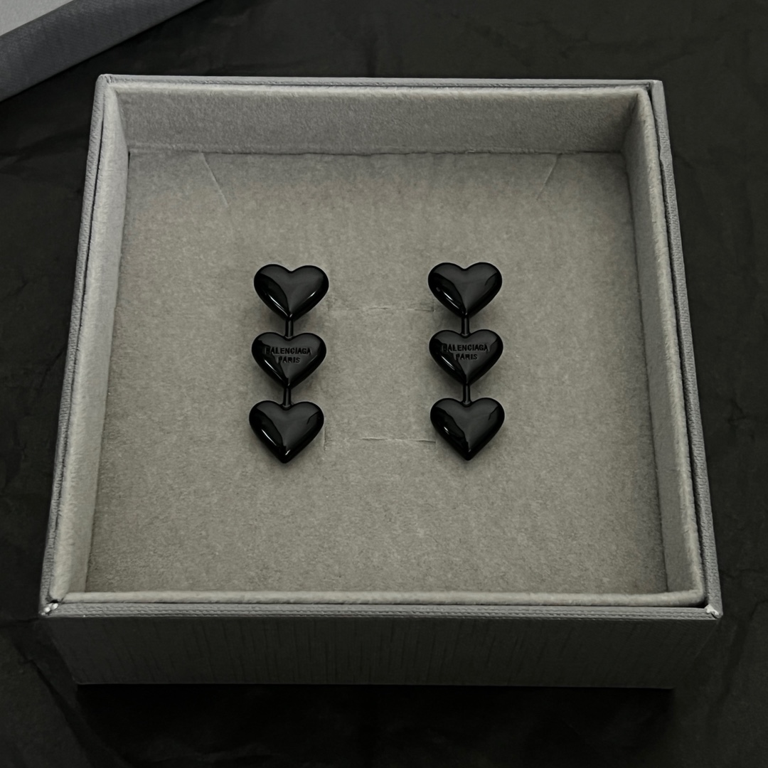 Balenciaga Women's Heart Earrings In Black - 