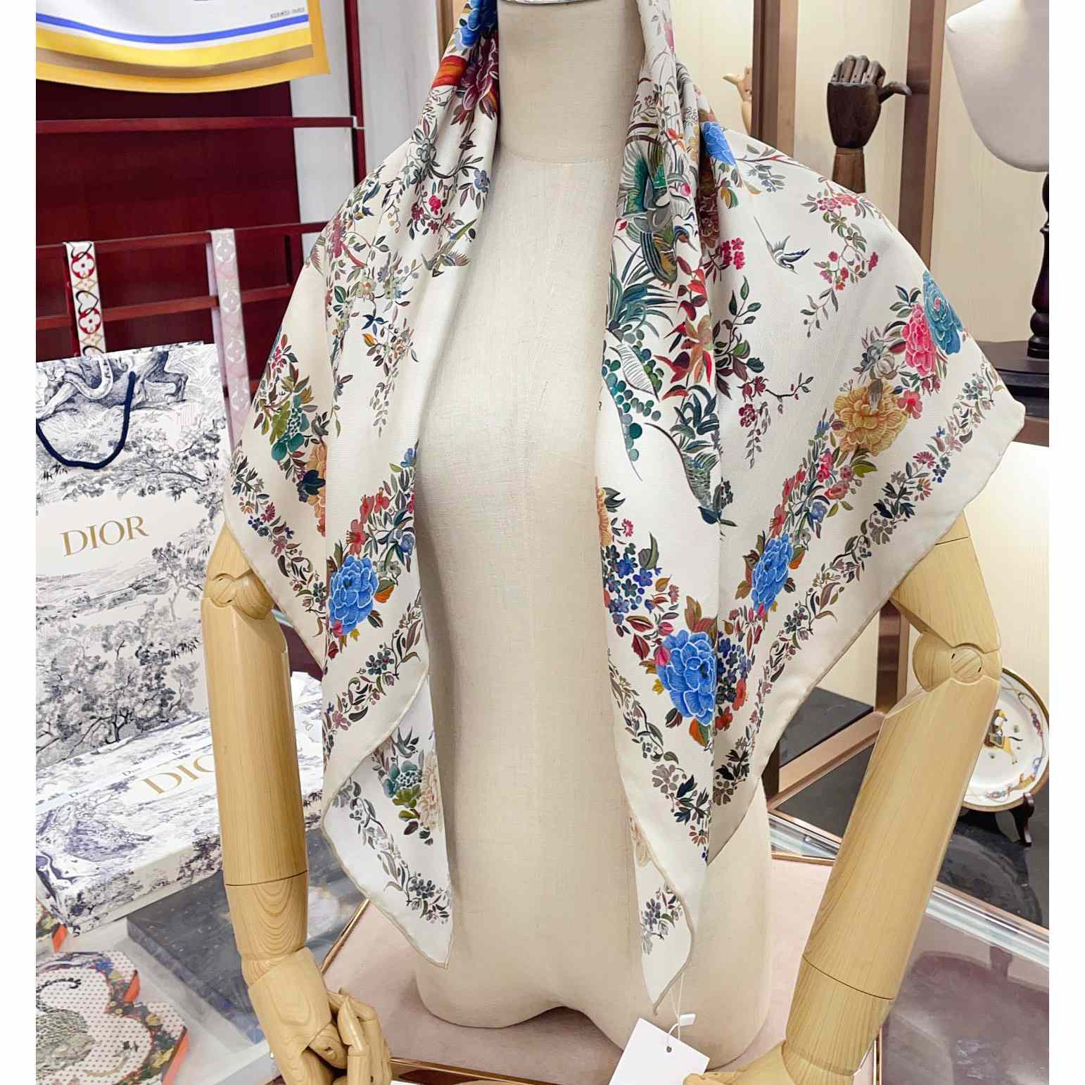 Dior Jardin d'Hiver 90 Square Scarf - DesignerGu