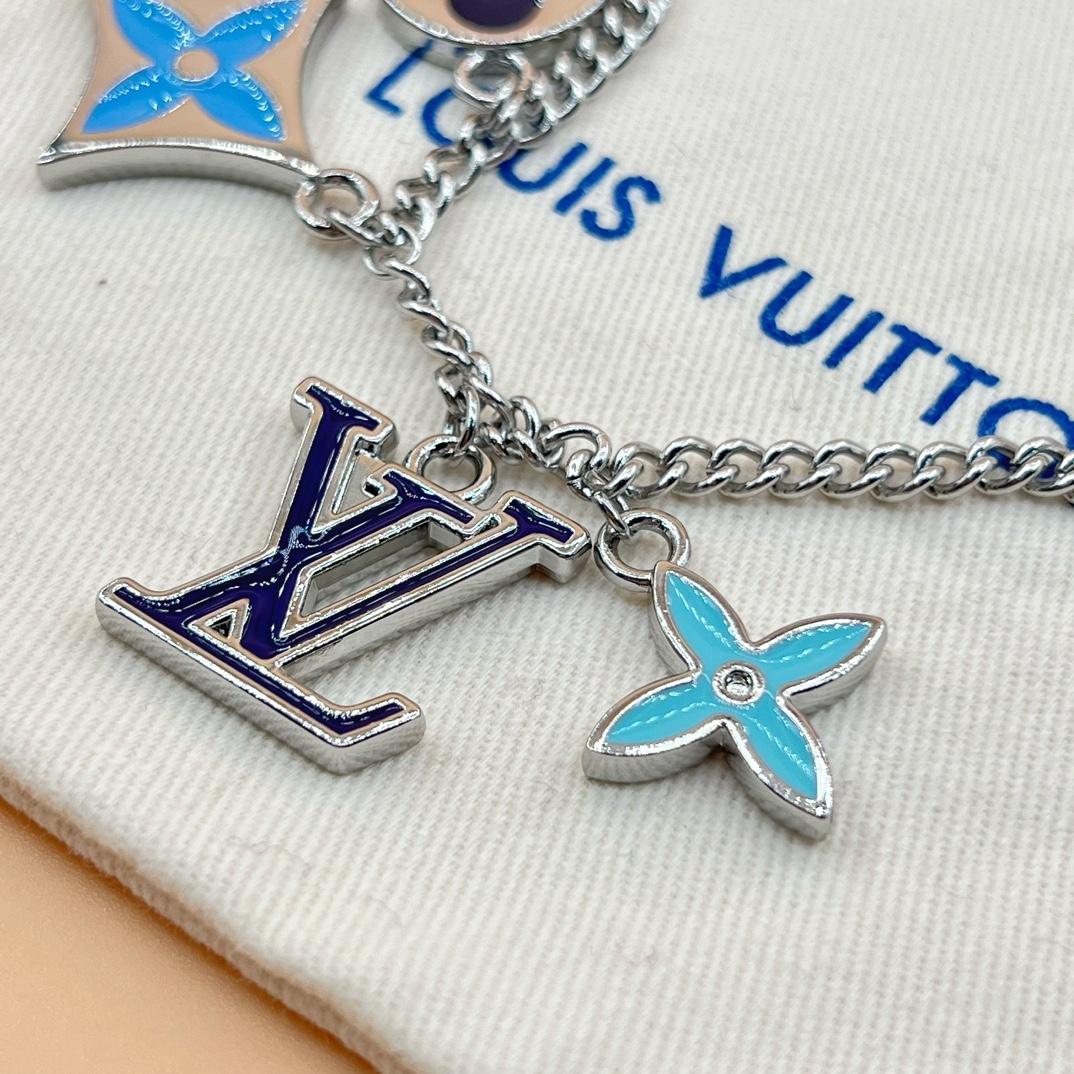 Louis Vuitton LV Instinct Enamelled Necklace    M00917 - 