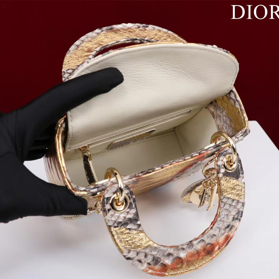 Dior Lady Dior Bag (17-15-7 cm) - DesignerGu