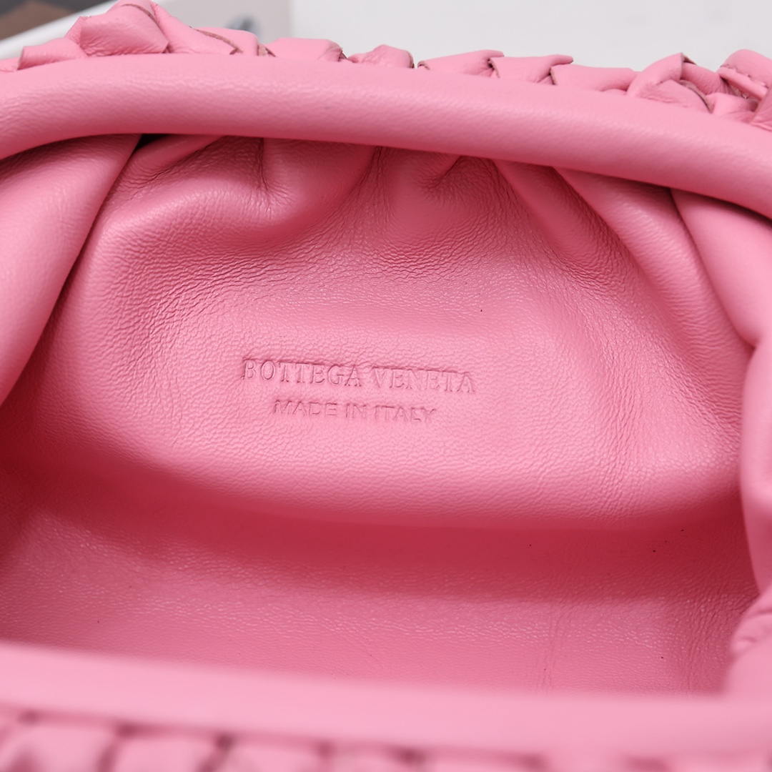 Bottega Veneta Mini Pouch - 