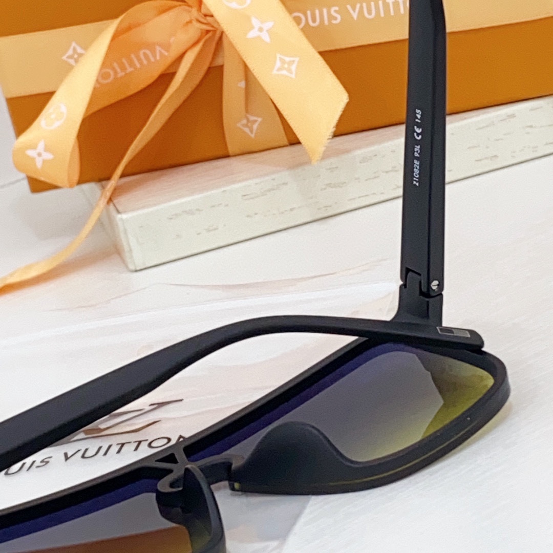 Louis Vuitton LV Waimea Sunglasses   Z1082 - 