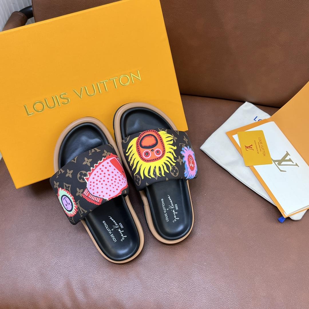 Louis Vuitton LV x YK Pool Pillow Flat Comfort Mule   1ABD8T - 