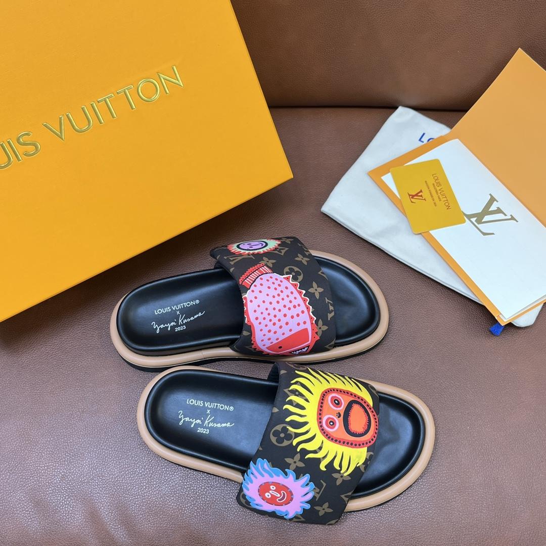 Louis Vuitton LV x YK Pool Pillow Flat Comfort Mule   1ABD8T - 