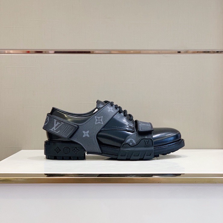 Louis Vuitton Derby Harness Boots - 