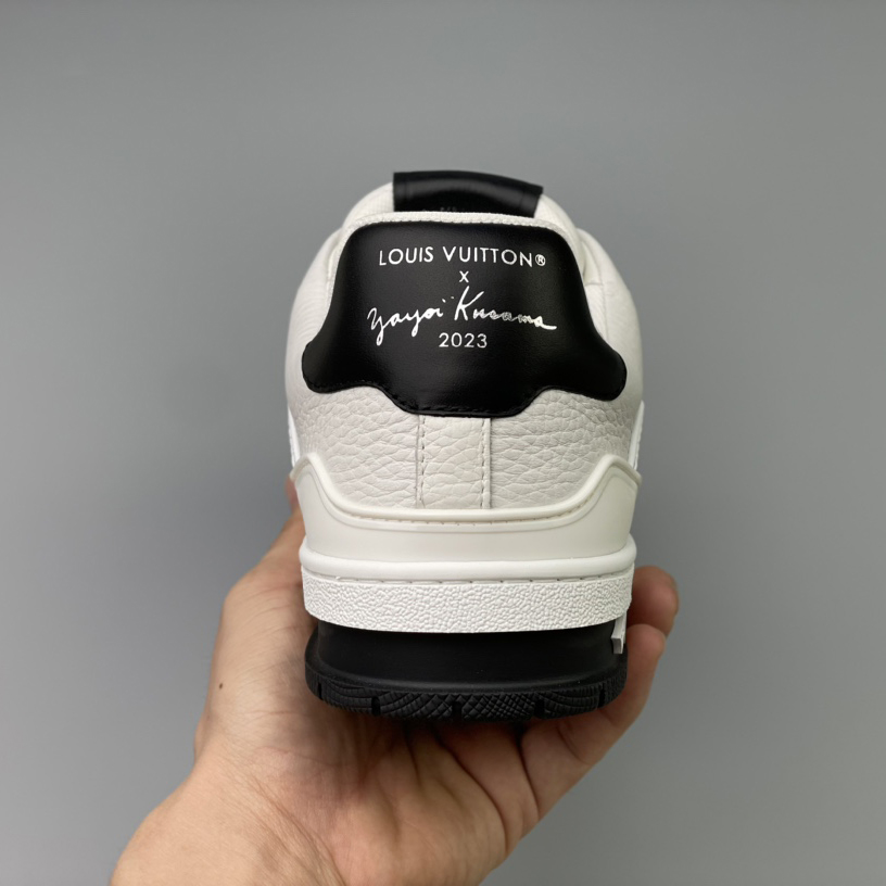 Louis Vuitton LV x YK LV Trainers (upon uk size)   - 