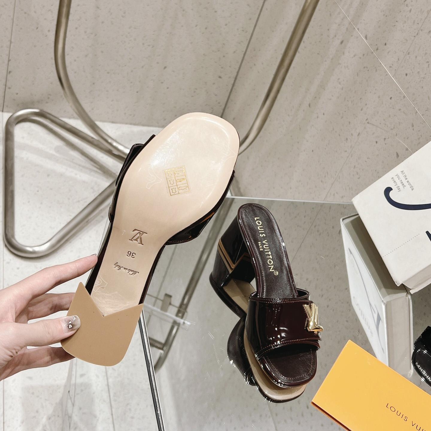 Louis Vuitton Shake Mule   1ABIDW - 