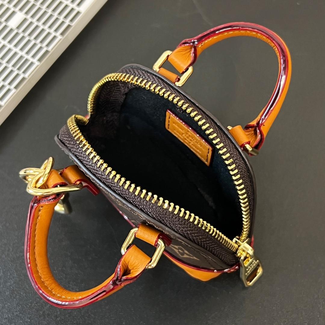 Louis Vuitton Micro Alma Bag Charm   M00995 - 