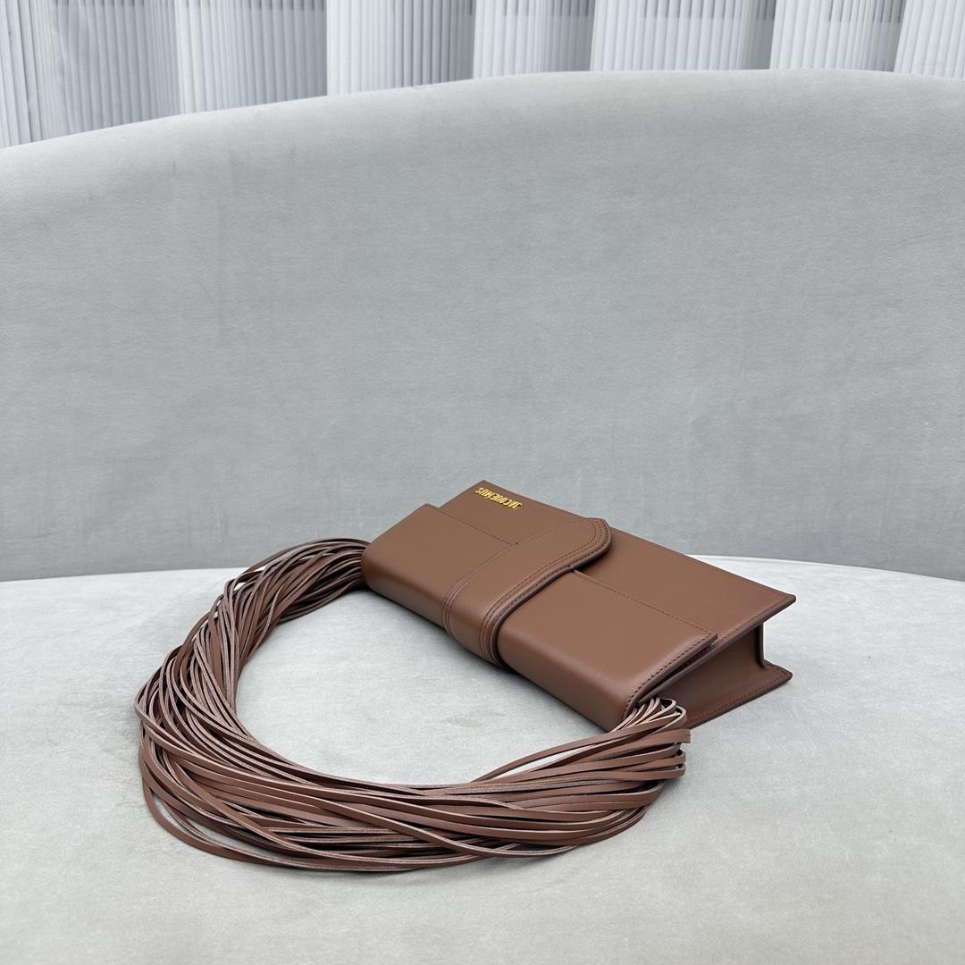 Jacquemus Le Bambino Long Ficiu Shoulder Bag(26-14cm) - 