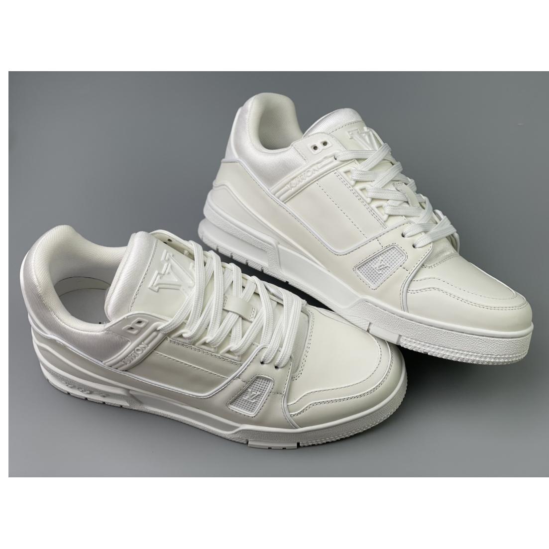Louis Vuitton Trainer Sneaker (Upon UK Size) - 