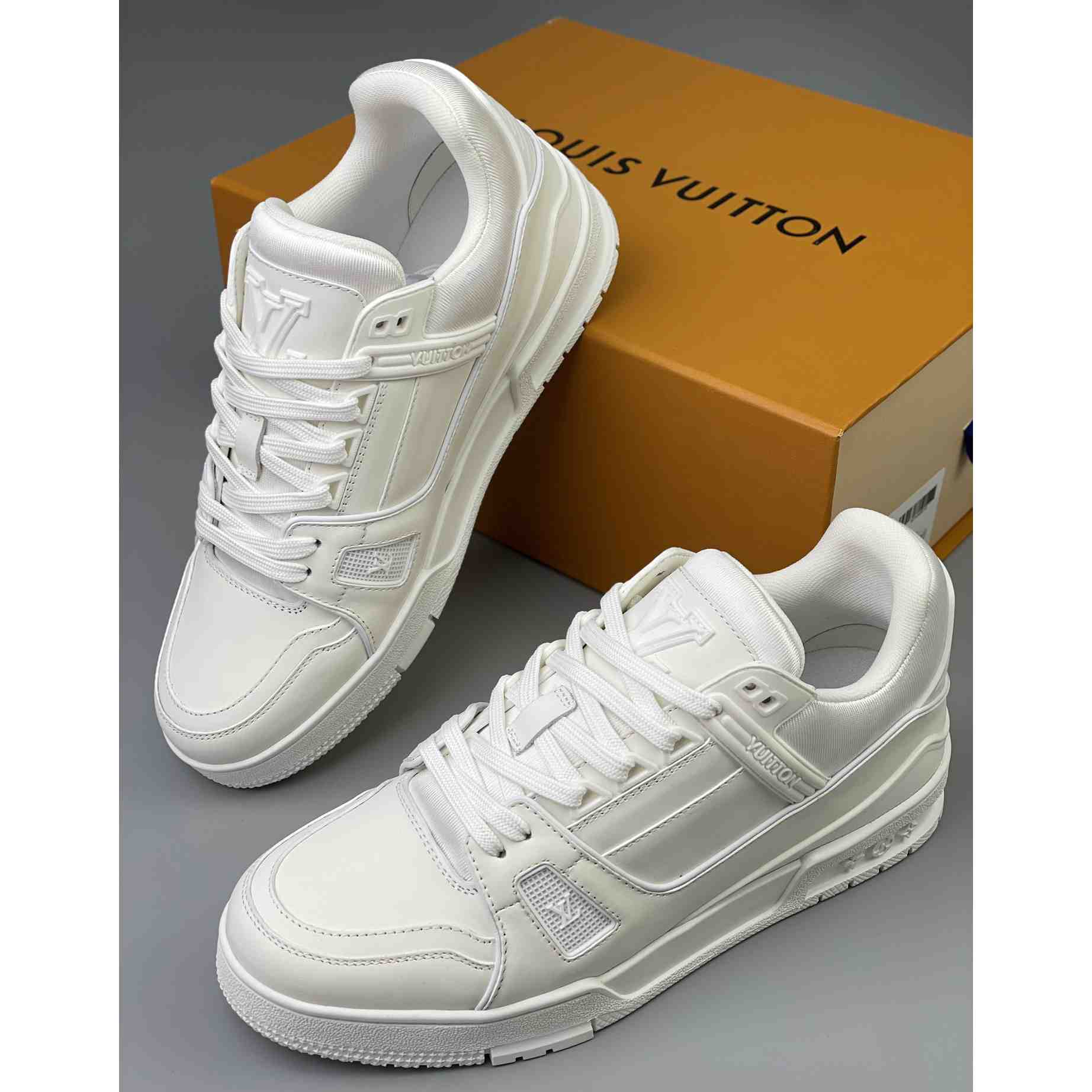 Louis Vuitton Trainer Sneaker (Upon UK Size) - 