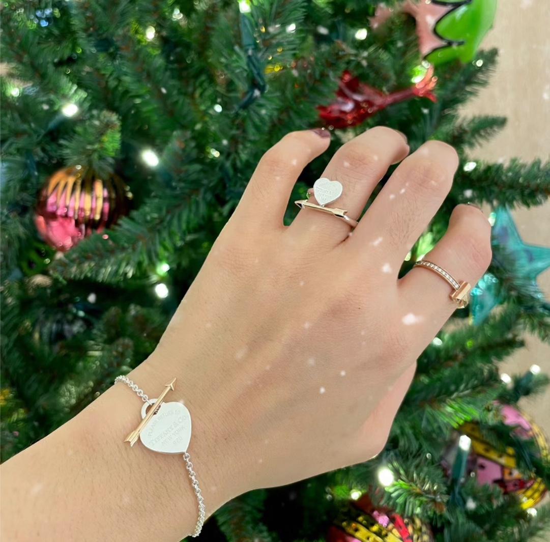 Tiffany&CO Lovestruck Heart Tag Bracelet - 