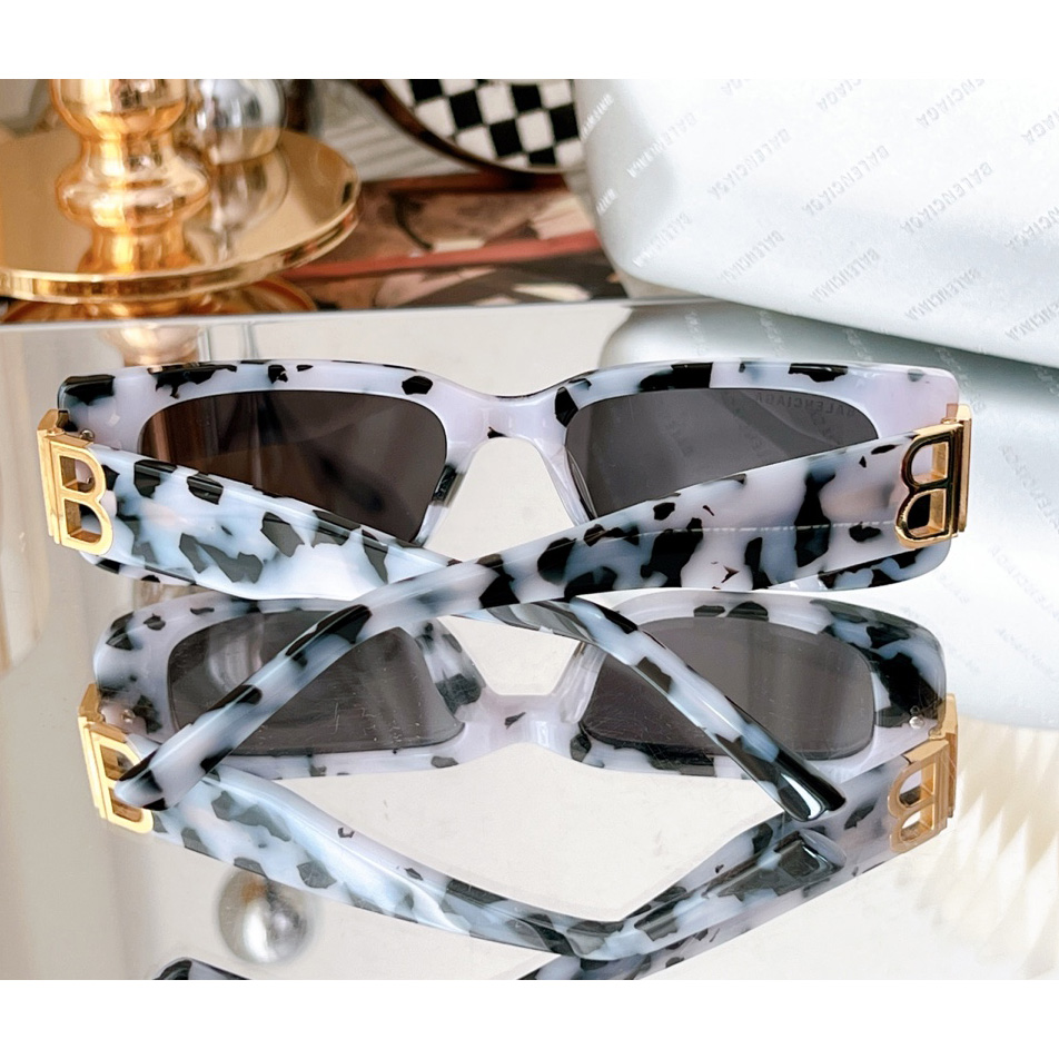 Balenciaga Dynasty Rectangle Sunglasses In White    bb0096 - 