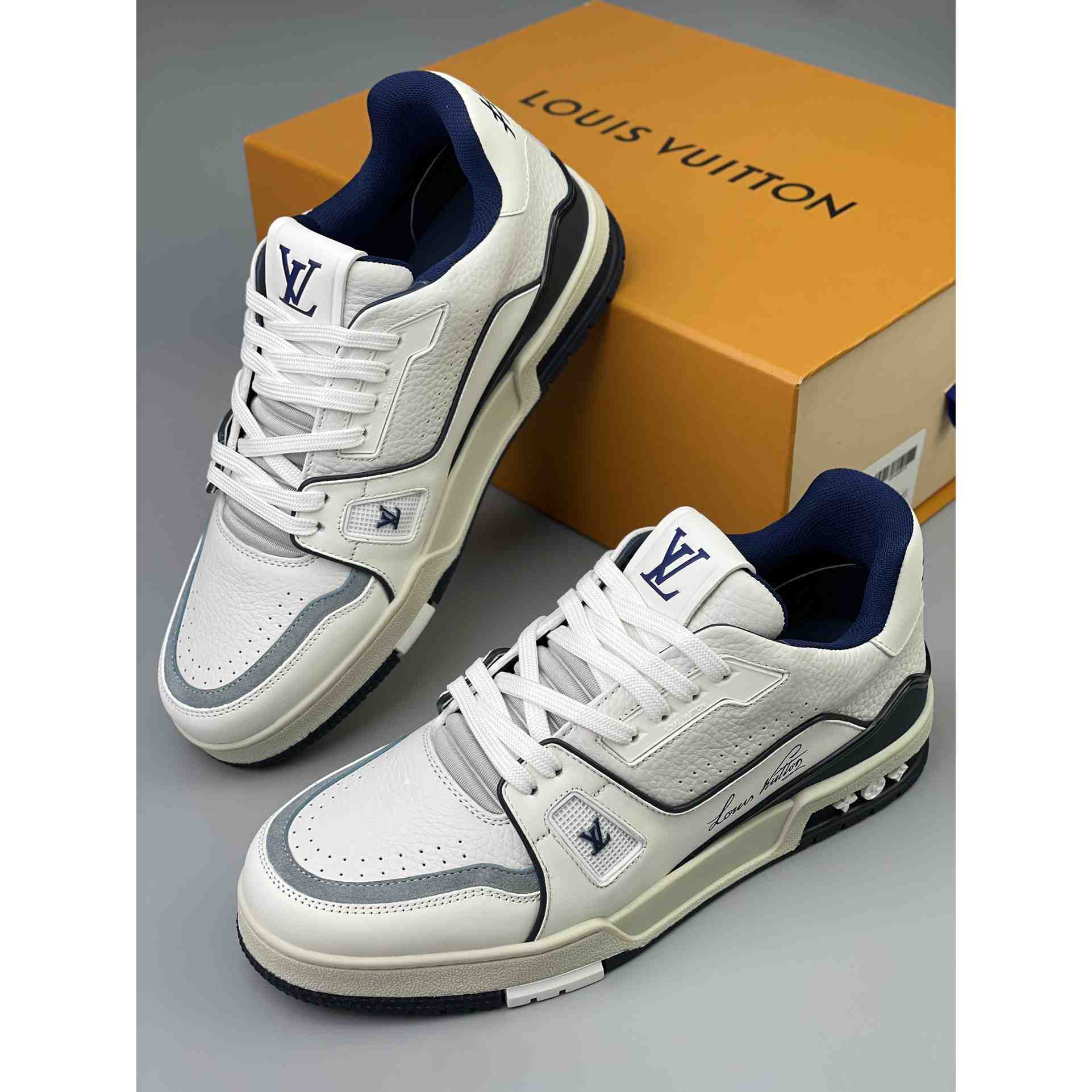 Louis Vuitton Trainer Sneaker (Upon UK Size) - 
